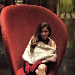 Meet your Posher, Gülay duygu